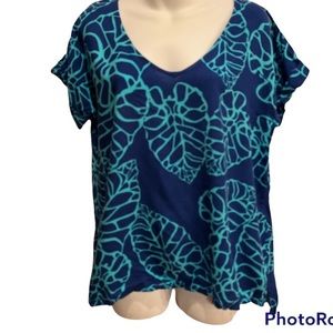 Escapade top size medium in Navy
